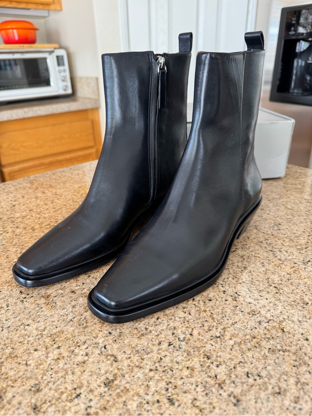 Everlane The Havana Boot Black Leather 9.5 Brand New in Box - Picture 5 of 11